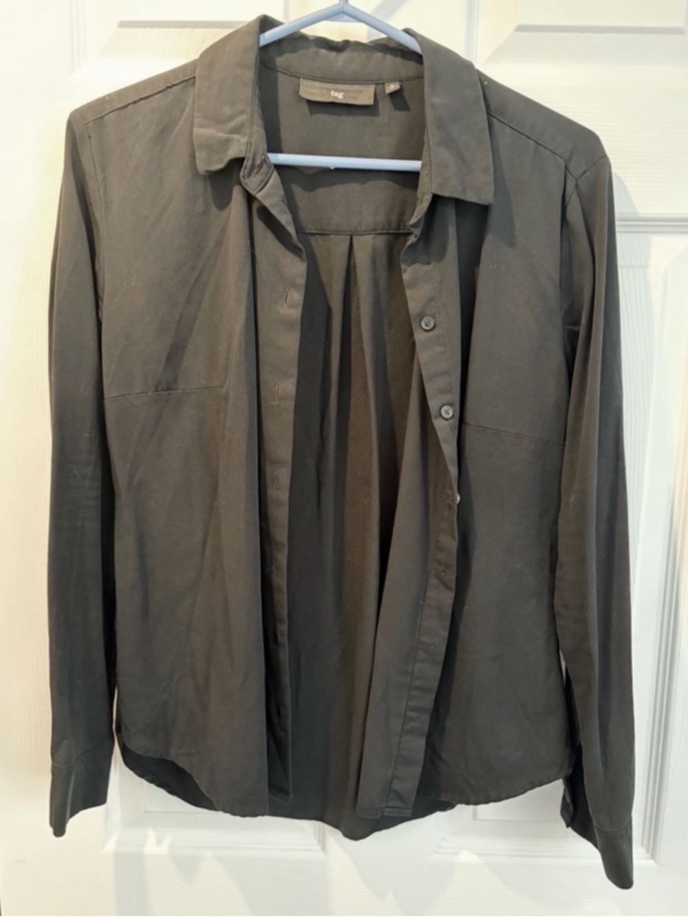 Tag Black Casual Button-Down Shirt